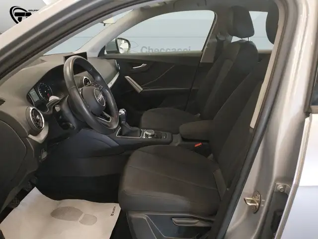 Audi Q2 view 7