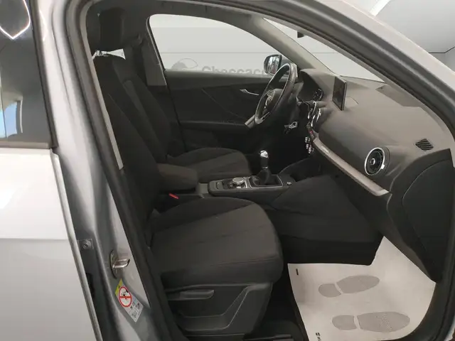 Audi Q2 view 14