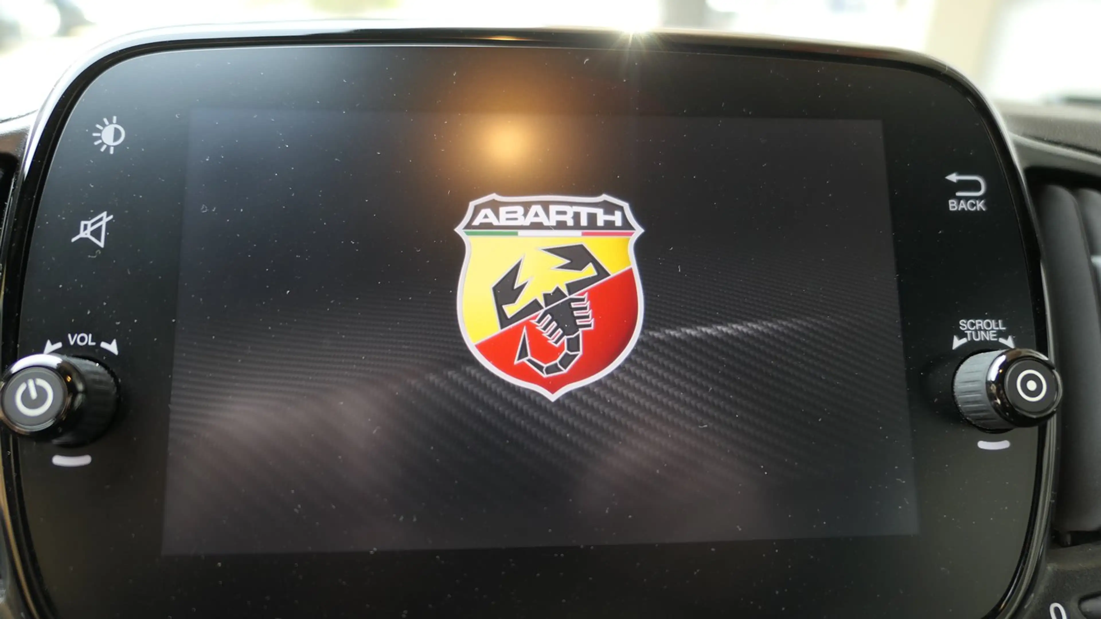 Abarth 595 Abarth 595C — photo 9