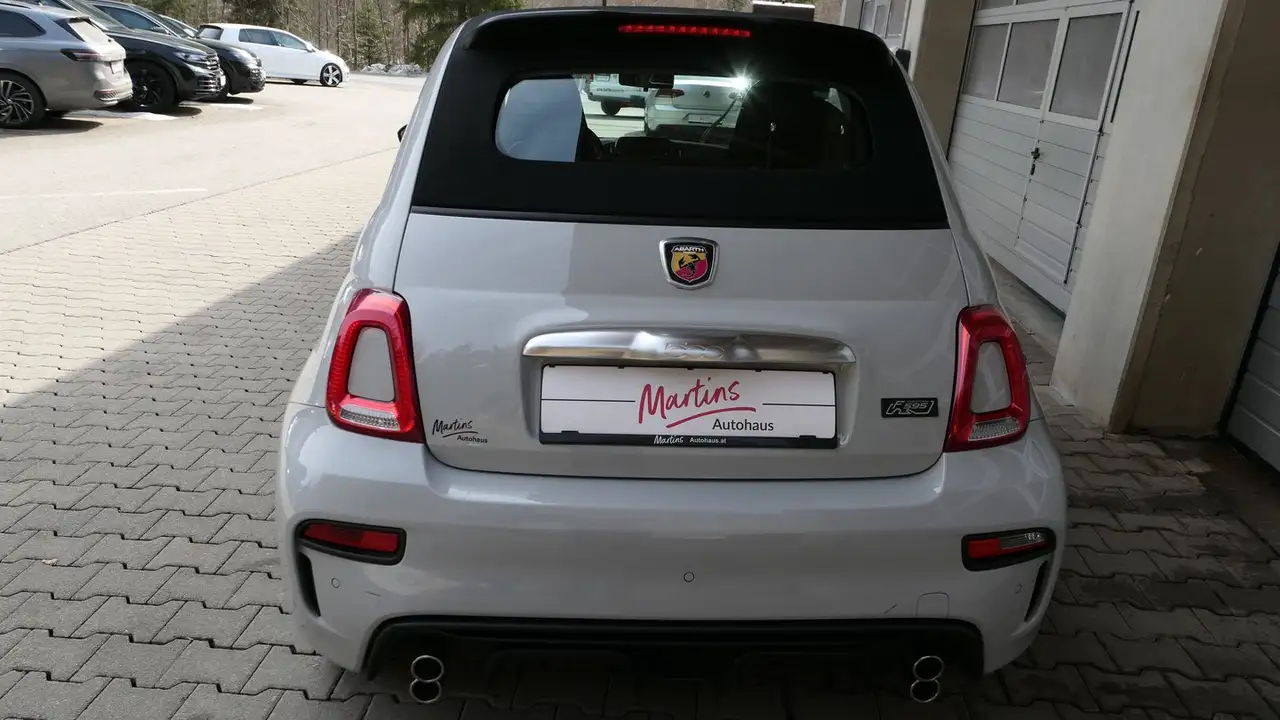 Abarth 595 2022