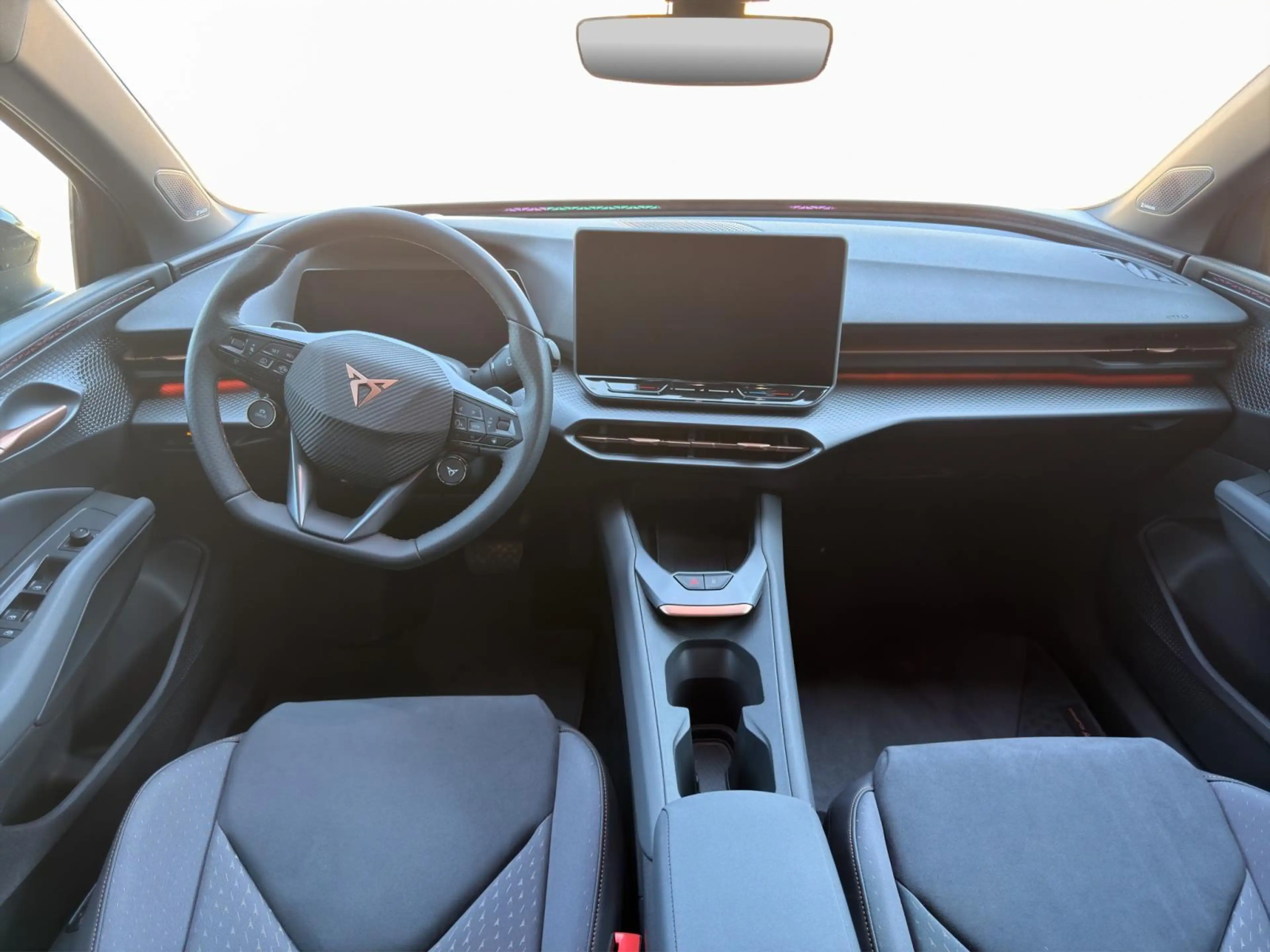 CUPRA Raval Dynamic Plus — photo 2
