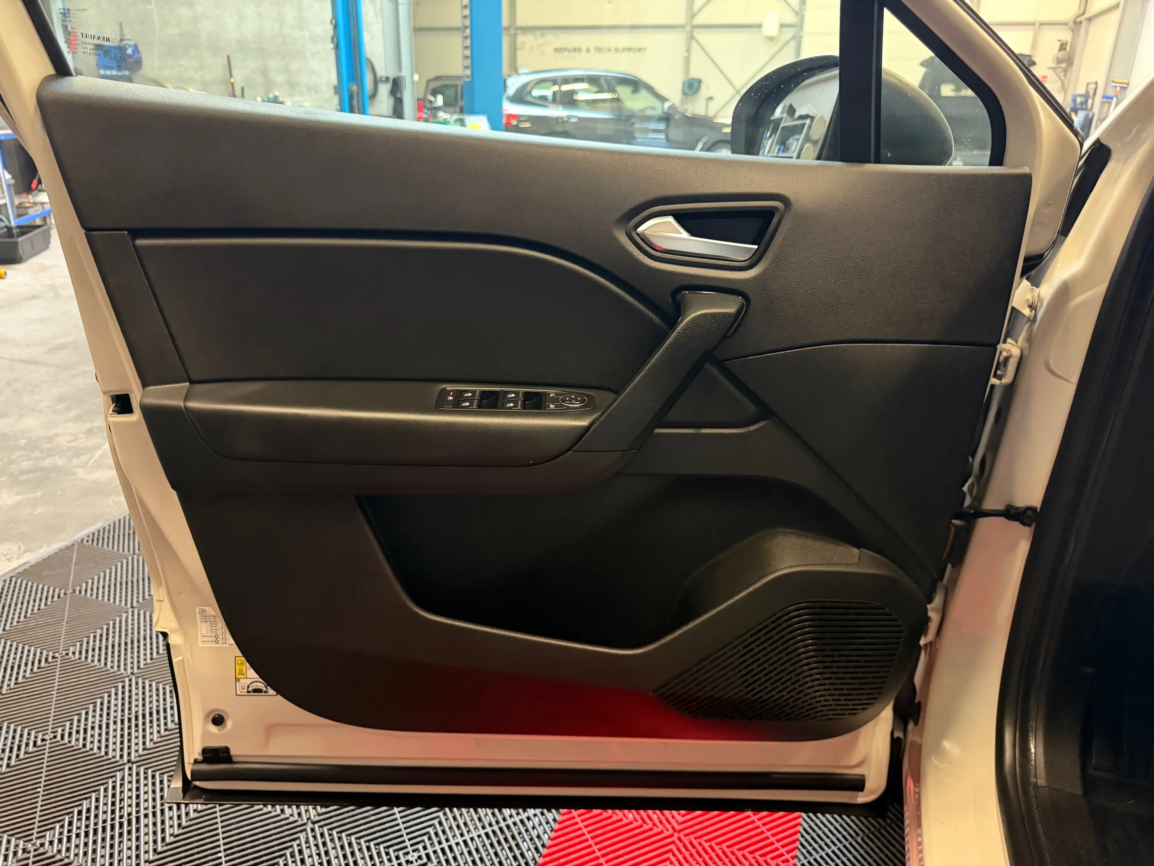 Renault Captur 1.0/Led/Cruise/Airco/Lane-d/Lane-k/R-wiel/Nieuw staat !!! — photo 9