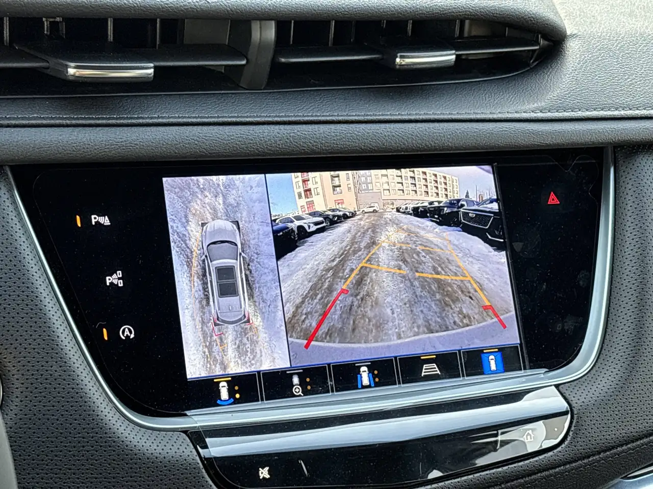 Cadillac XT5 photo Cadillac XT5