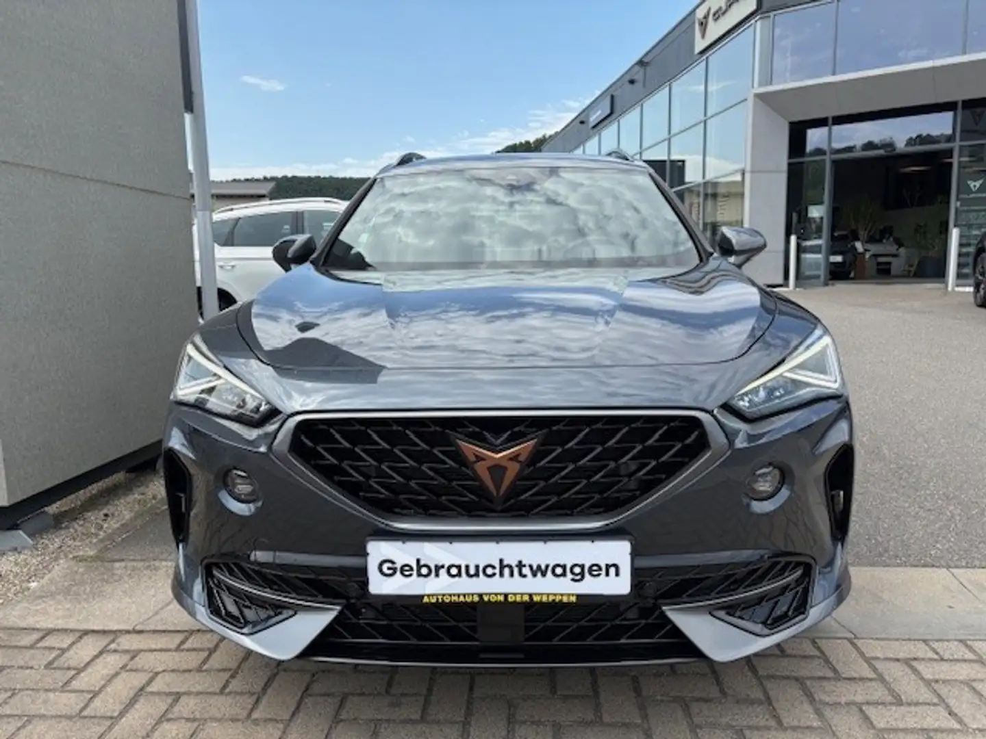 CUPRA Formentor VZ Klima Navi Rückfahrkamera Sitzheizung Grau - 2