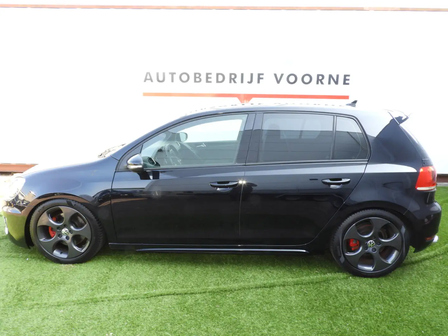 Volkswagen Golf GTI 2.0 210PK 6-DSG 5D Edition Zwart - 1