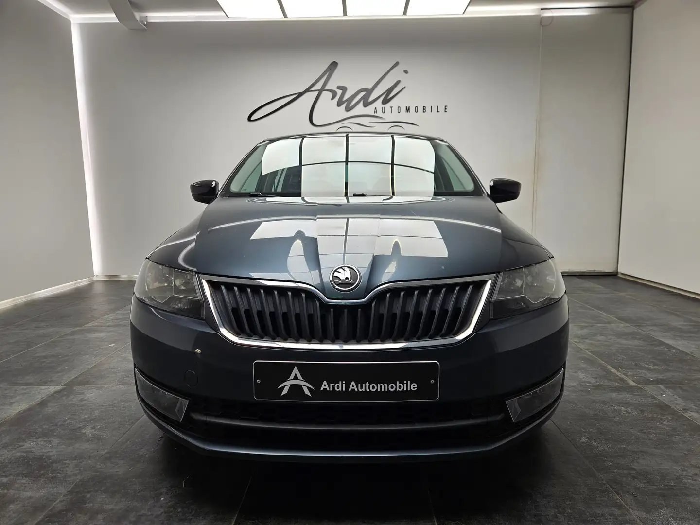 Skoda Rapid/Spaceback 1.2 TSI*1ER PROP*GARANTIE*TOIT PANO*GPS*CLIM* Gris - 2