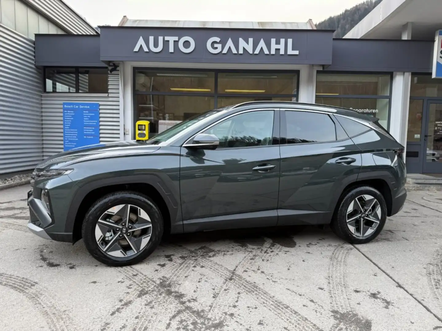 Hyundai TUCSON NX4 GO Plus 1,6 T-GDi PHEV 4WD AT t6pu2-PP1 Grün - 2