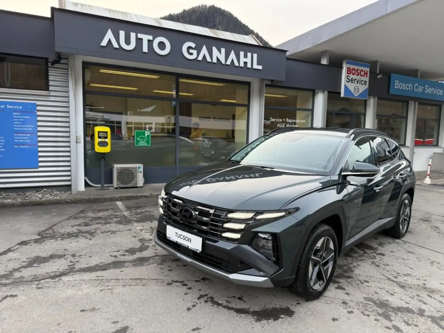 Hyundai TUCSON NX4 GO Plus 1,6 T-GDi PHEV 4WD AT t6pu2-PP1 Grün - 1