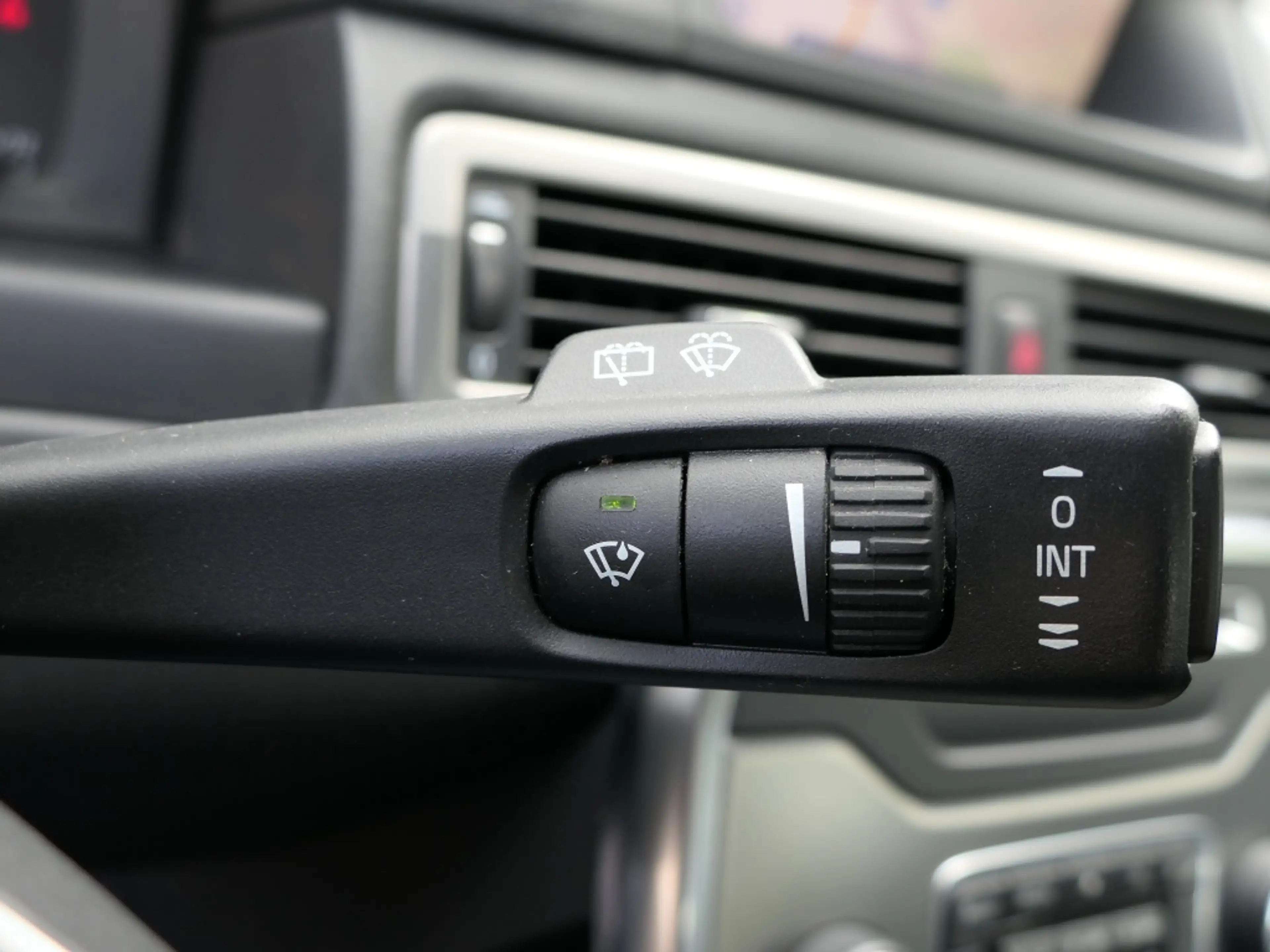 Volvo V70 1.6 T4 Lim. Edition Xenon / Navi / Leer — photo 18