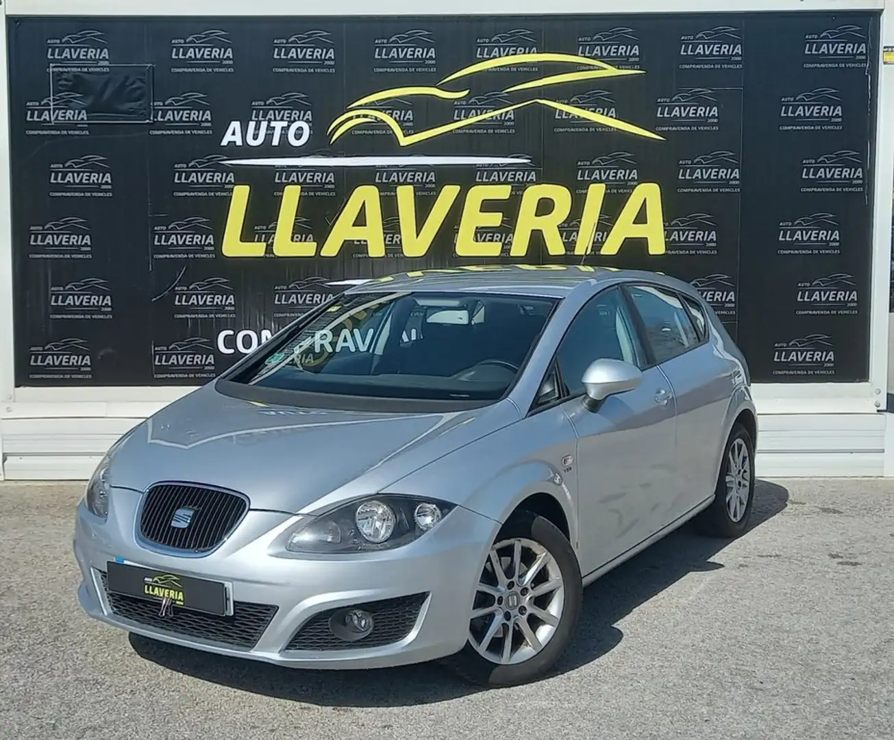 SEAT Leon 1.4 TSI Style Grau - 1