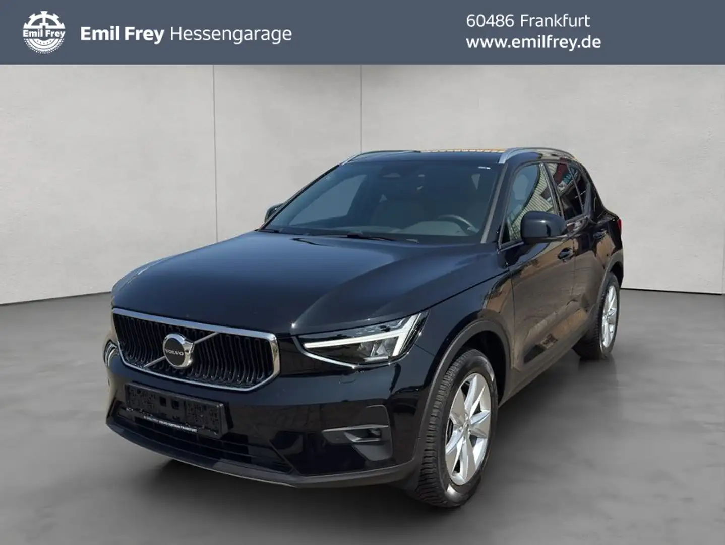 Volvo XC40 XC40 B3 Aut LED Google-Maps Kamera PDCv+h AHK Schwarz - 1