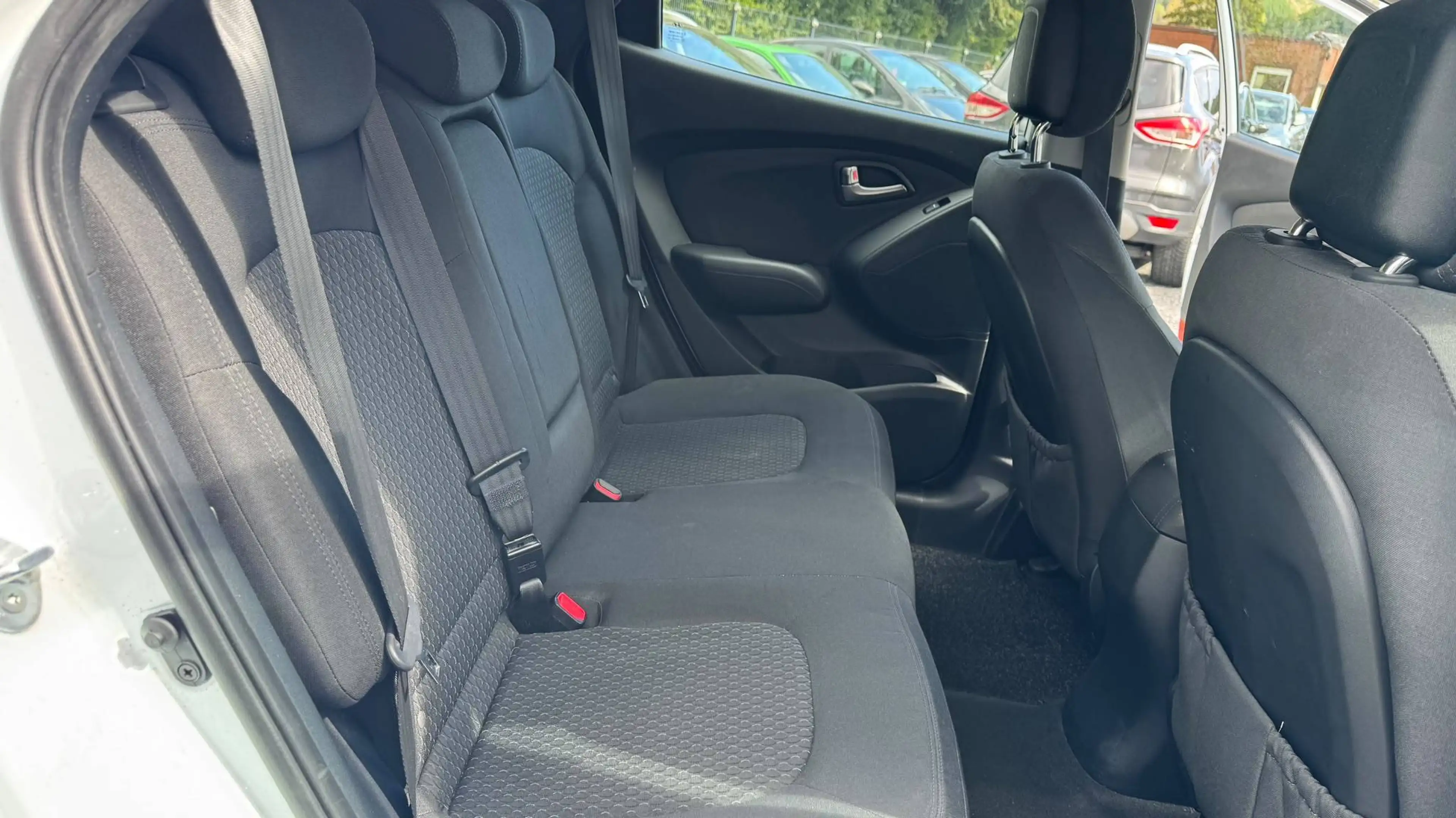 Hyundai iX35 Comfort 2WD*2.Hand*Klima*USB* — photo 13