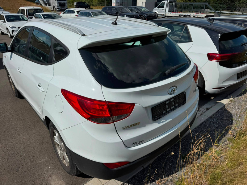 Hyundai iX35 Comfort 2WD*2.Hand*Klima*USB* — photo 2