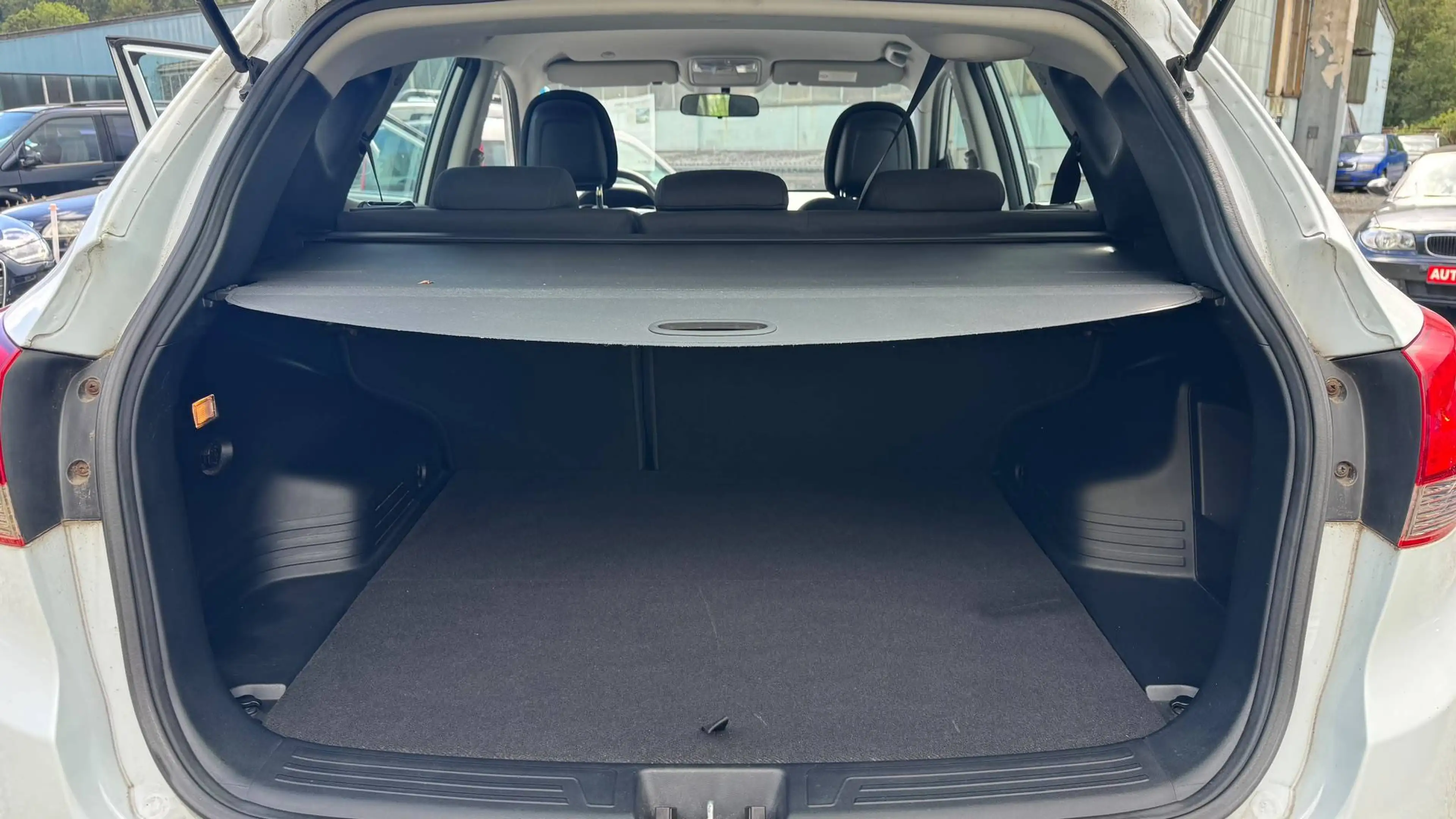 Hyundai iX35 Comfort 2WD*2.Hand*Klima*USB* — photo 12