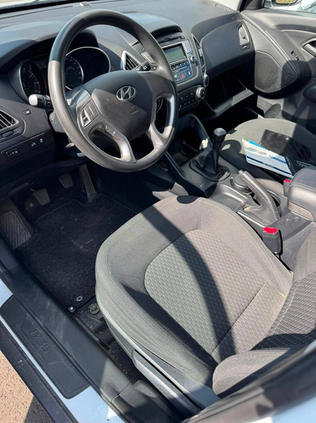 Hyundai iX35 Comfort 2WD*2.Hand*Klima*USB* — photo 5