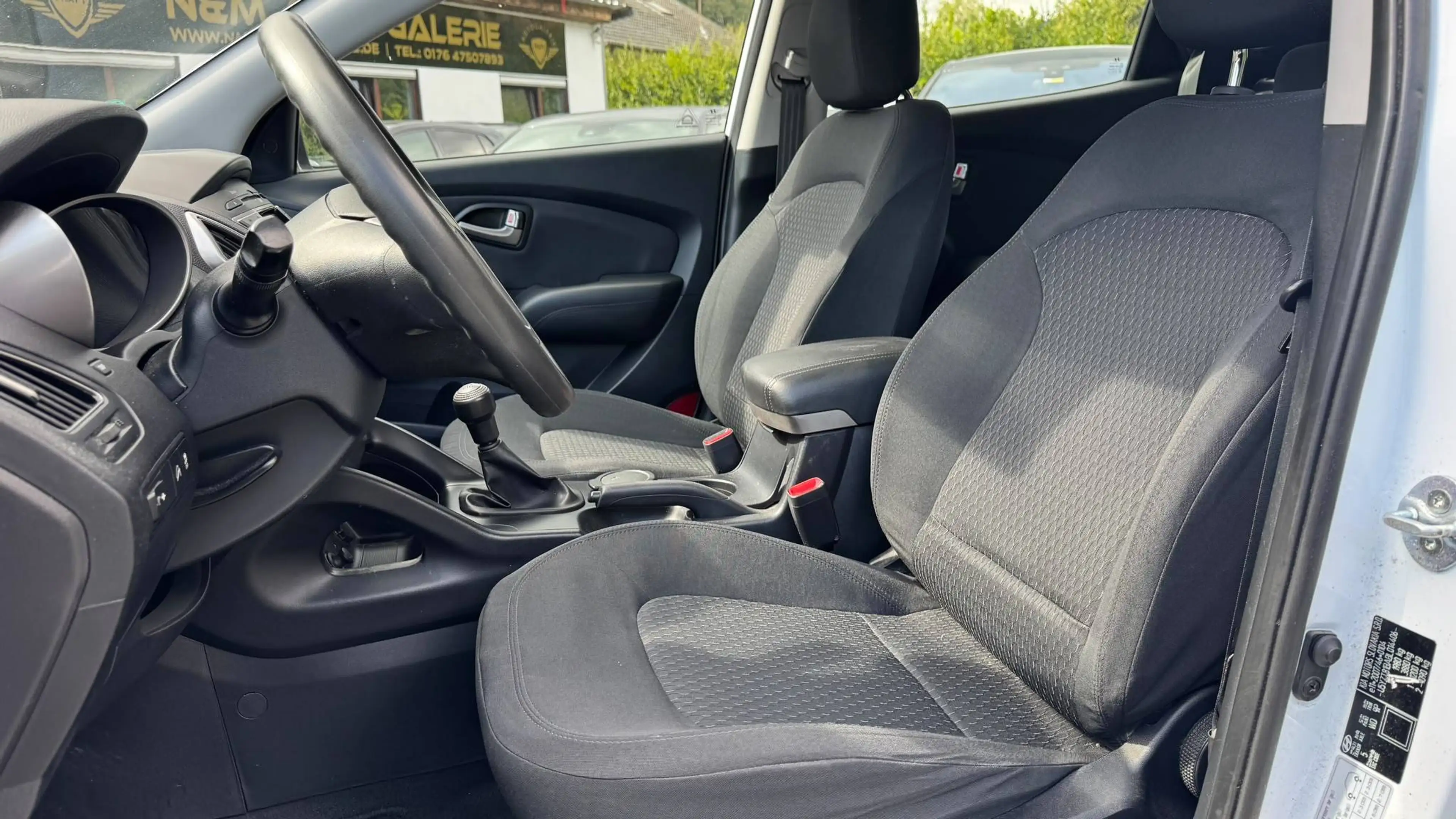 Hyundai iX35 Comfort 2WD*2.Hand*Klima*USB* — photo 10