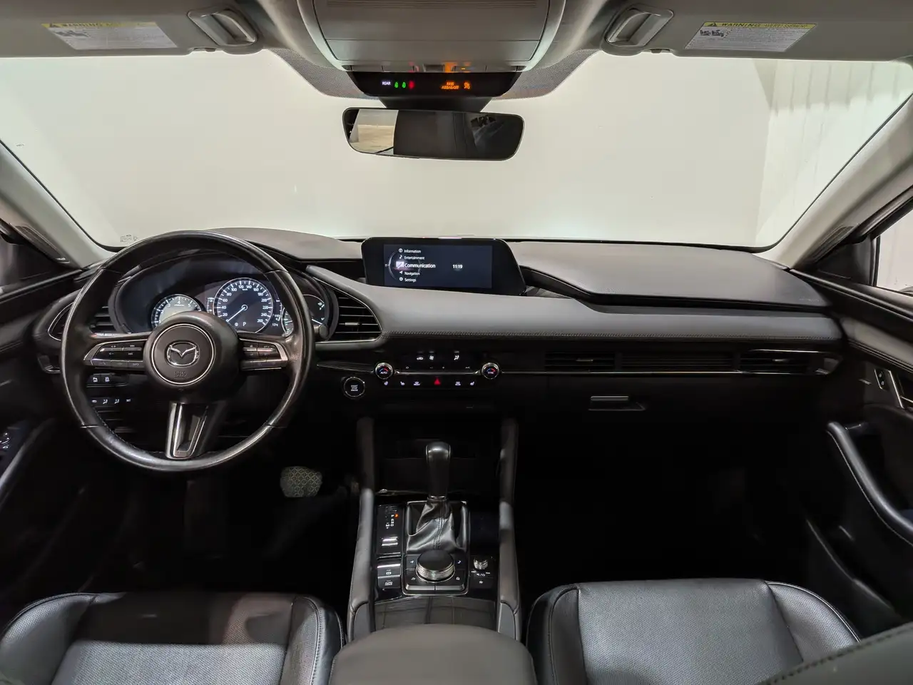 Mazda 3 снимка Mazda 3