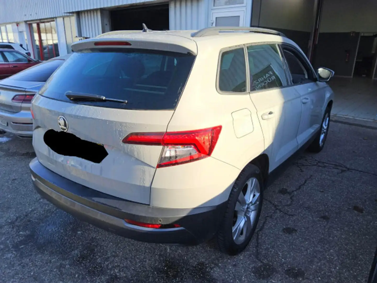 Skoda Karoq Style 2.0 TDI 4x4 LED Navi PDC SHZ ACC AHK Grau - 2