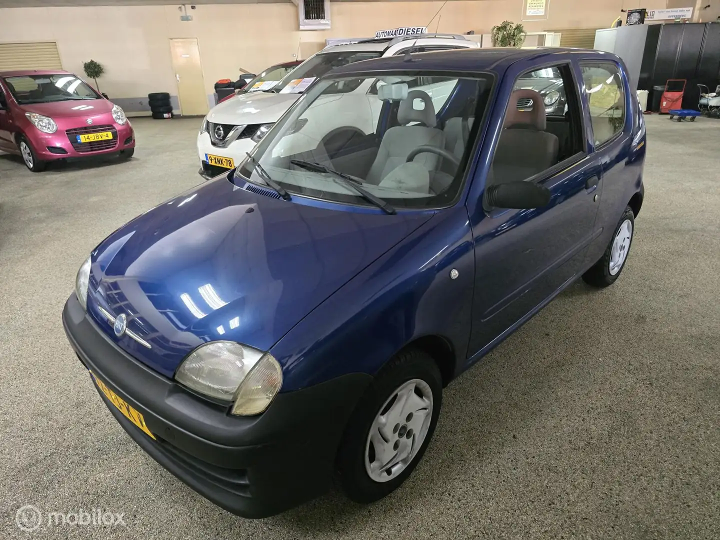 Fiat 600 1.1 Actual Albastru - 1