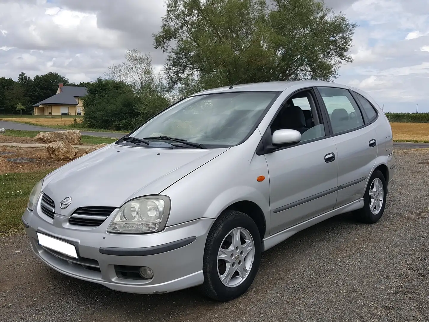 Nissan Almera Tino 2.2 DCI 112 ACENTA GPS Grau - 1