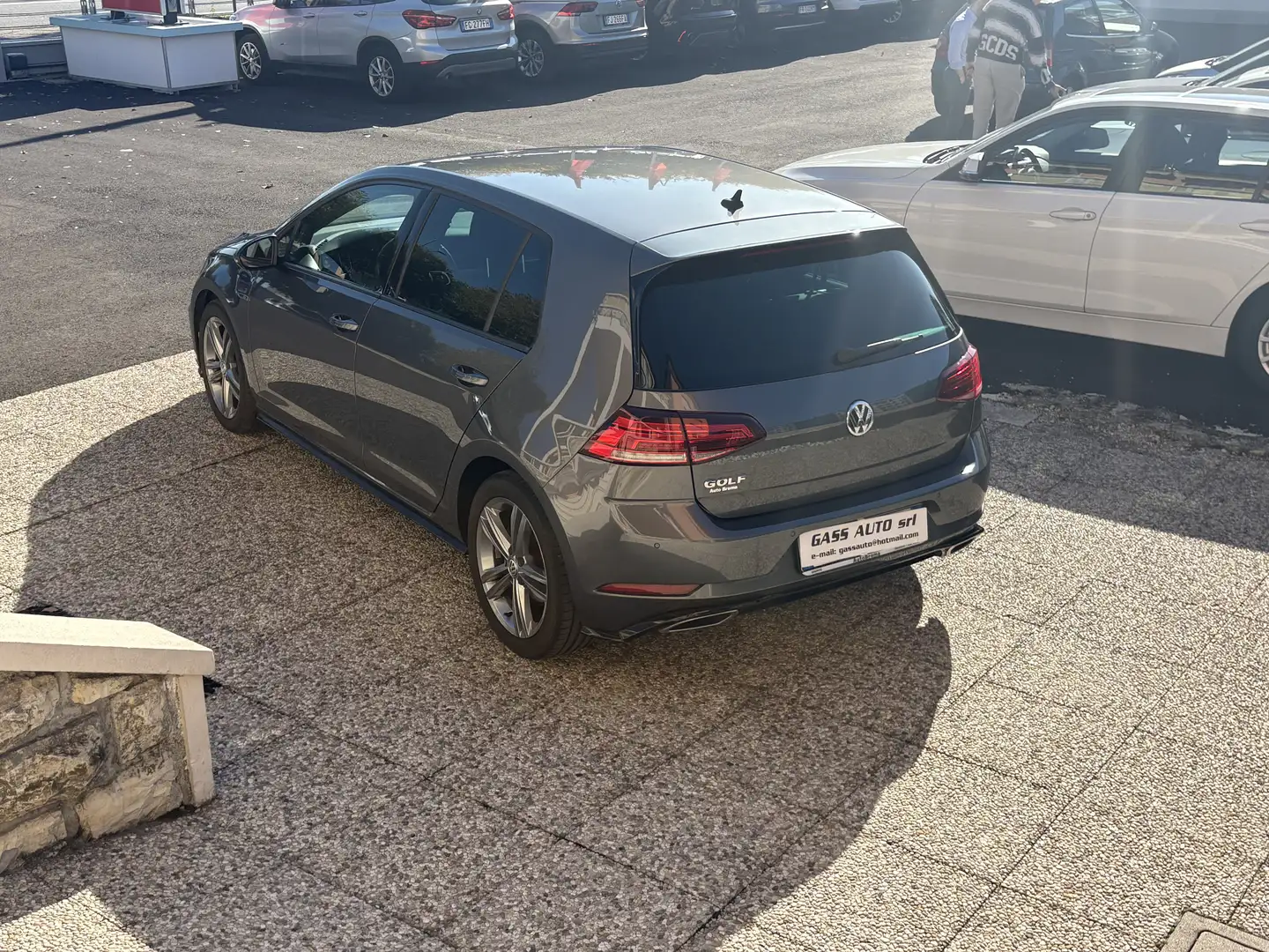 Volkswagen Golf 5p 1.6 tdi R-line 115cv dsg Gris - 2