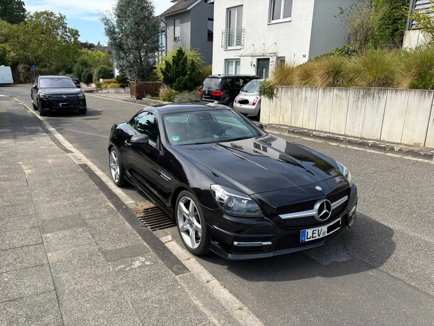 Mercedes-Benz SLK 350 SLK 350 (BlueEFFICIENCY) 7G-TRONIC Schwarz - 1