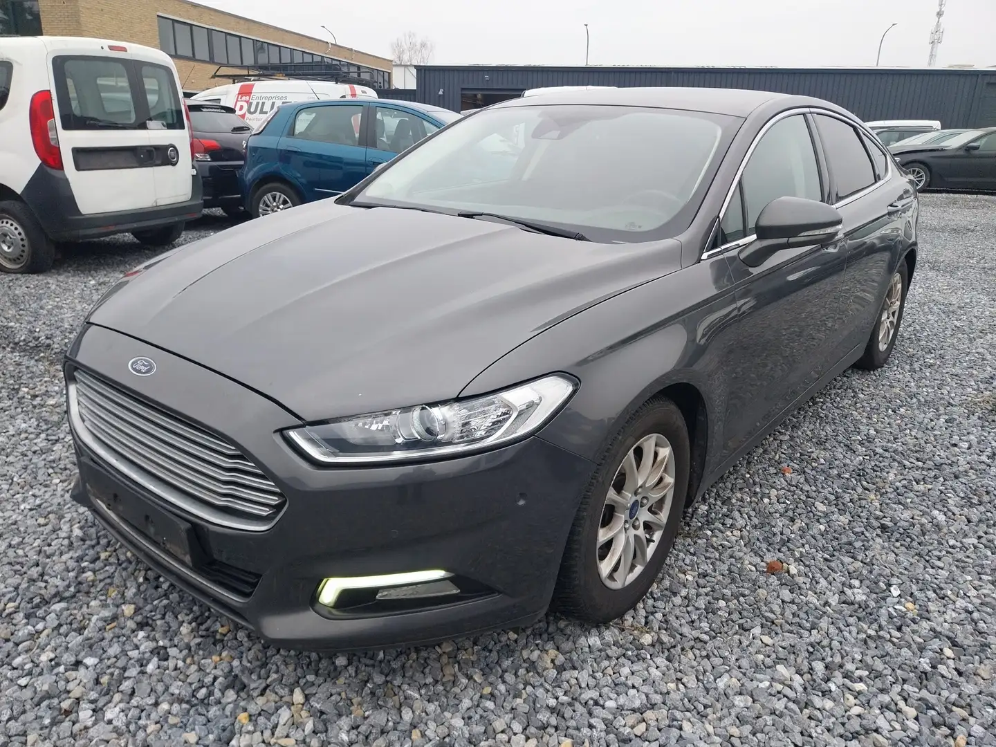 Ford Mondeo 1.5 TDCi ECOnetic Business (Marchand ou Export) Argent - 1