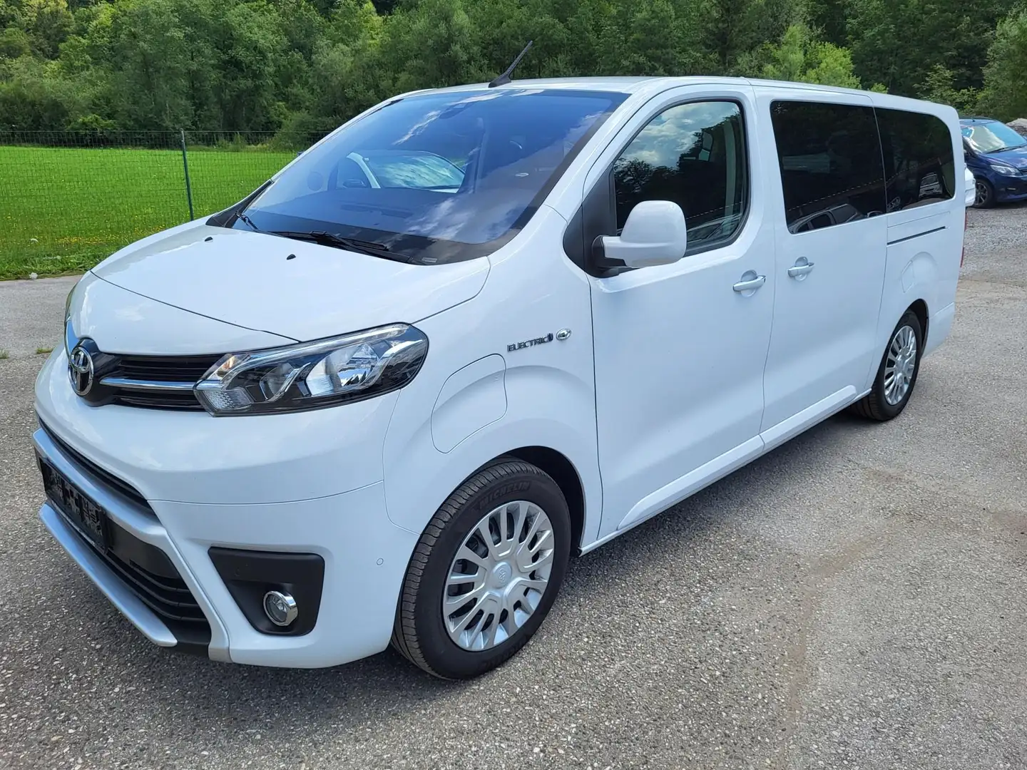 Toyota Proace Verso L2 Electric Family Weiß - 2