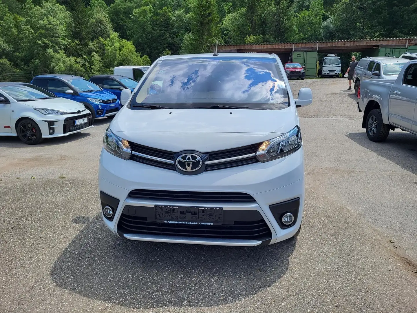 Toyota Proace Verso L2 Electric Family Weiß - 1