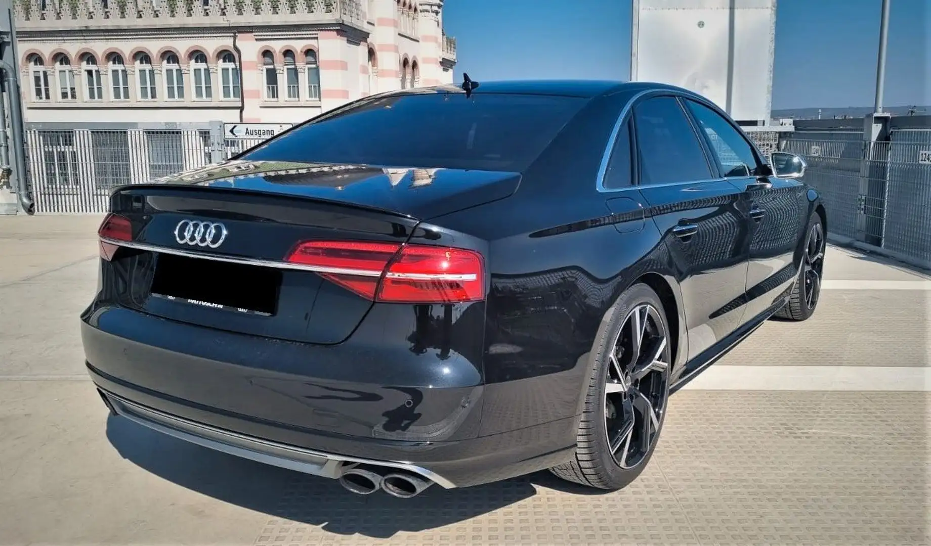 Audi S8 4.0 TFSI quattro plus *Bang & Olufsen*Keramik Schwarz - 2