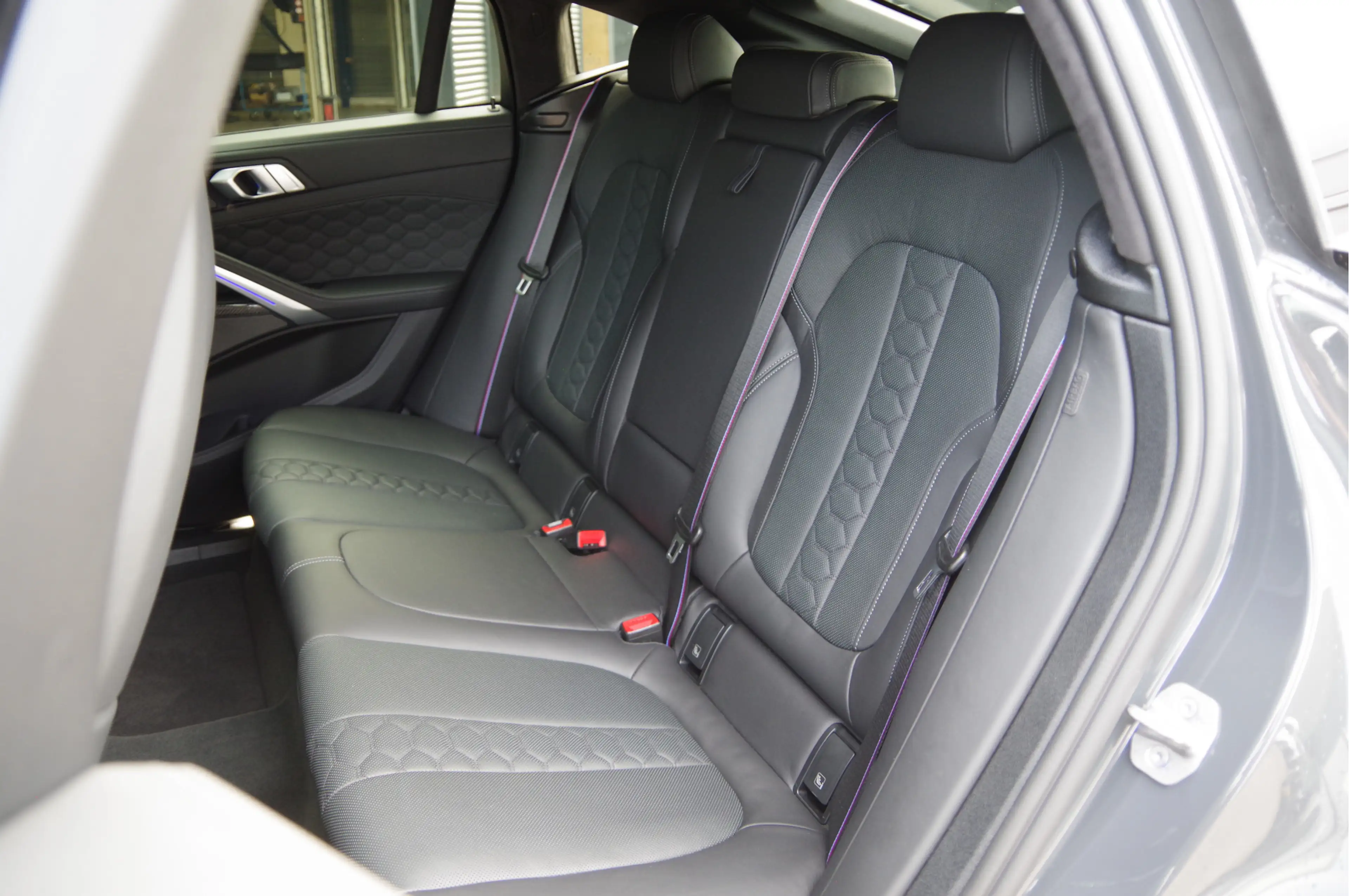 BMW X6 M Competition LASERLIGHT, PANODAK, MEMORY, TREKHAAK, — photo 11