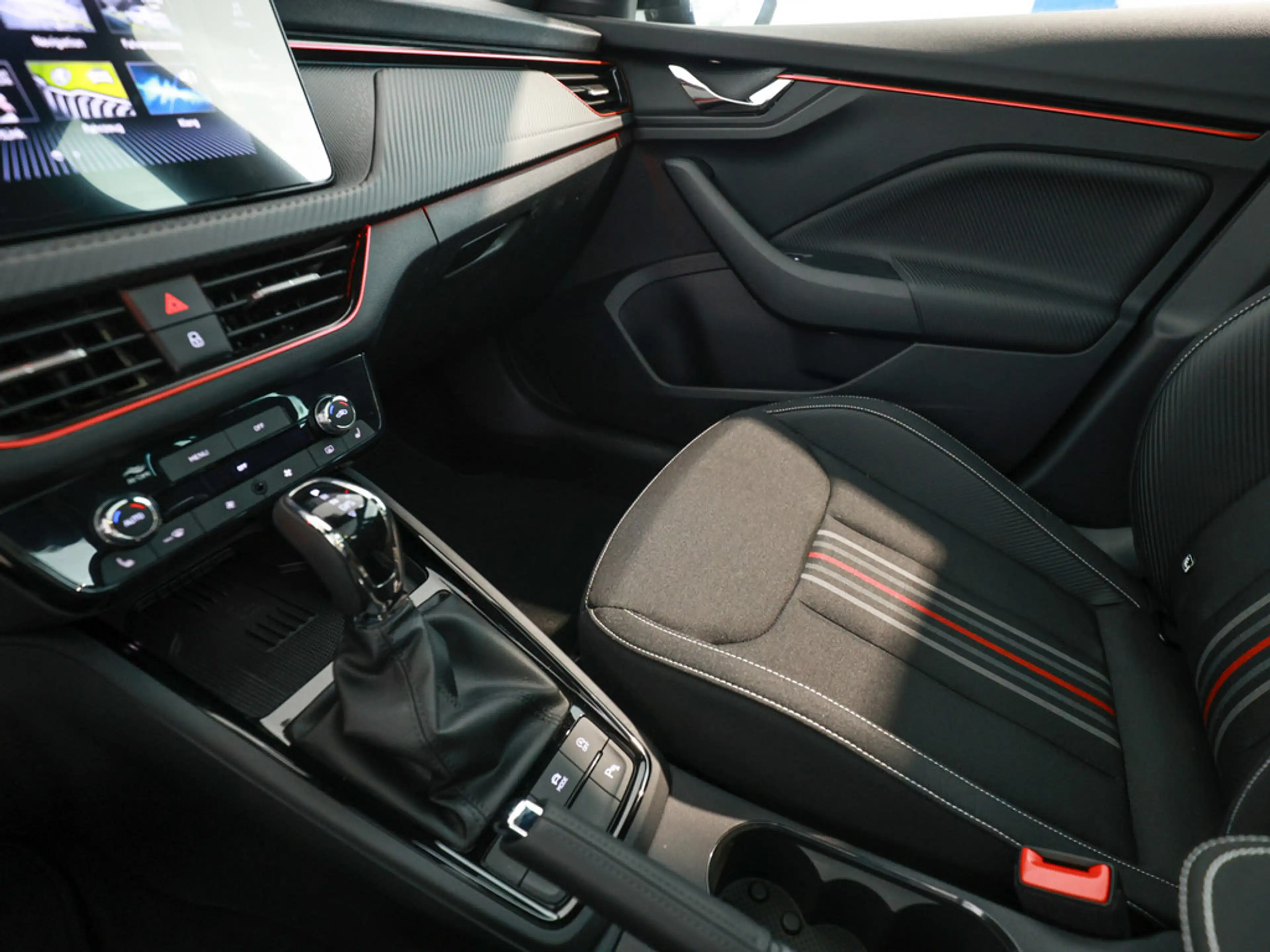 Skoda Kamiq Monte Carlo 1.0l TSI -EU-Import 37% u.U — photo 16
