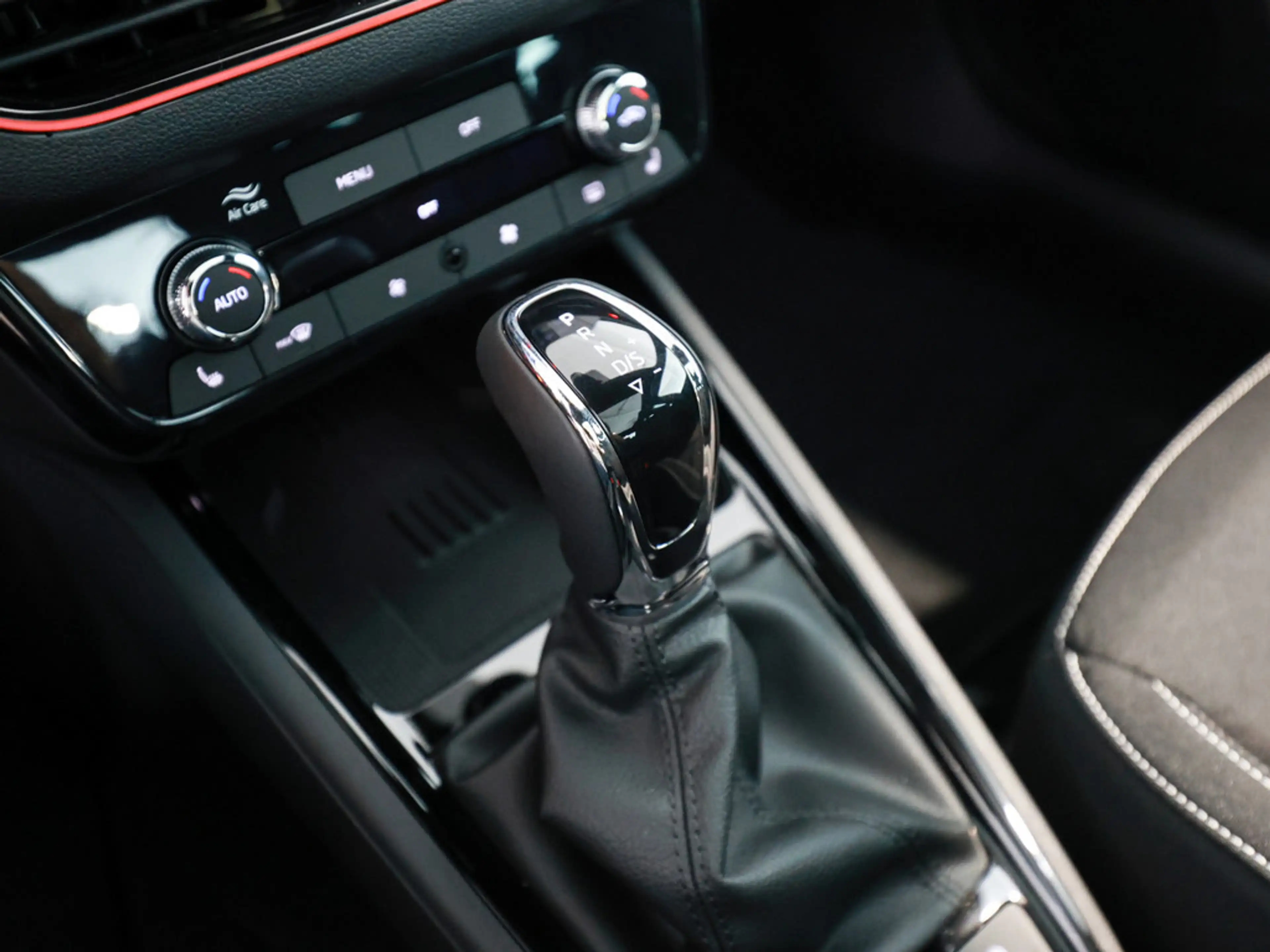 Skoda Kamiq Monte Carlo 1.0l TSI -EU-Import 37% u.U — photo 14