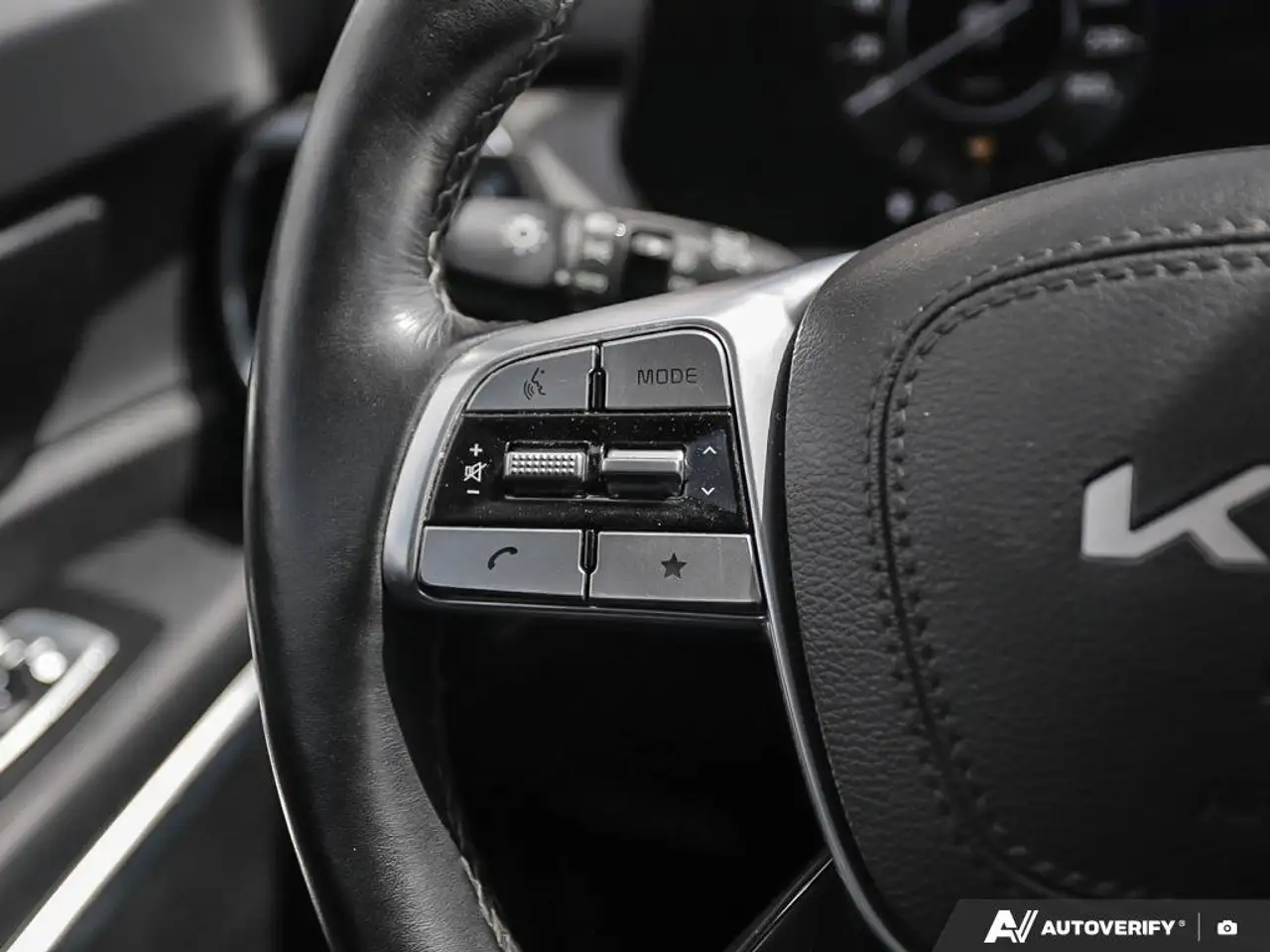 Kia Telluride снимка Kia Telluride