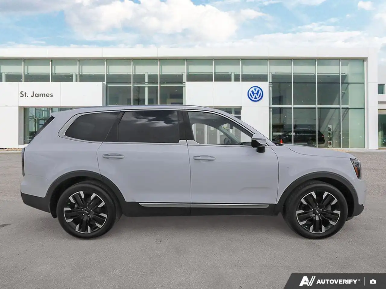 Kia Telluride снимка Kia Telluride