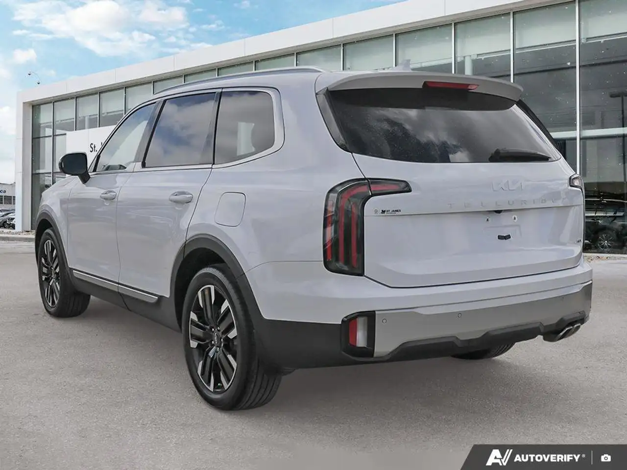Kia Telluride снимка Kia Telluride