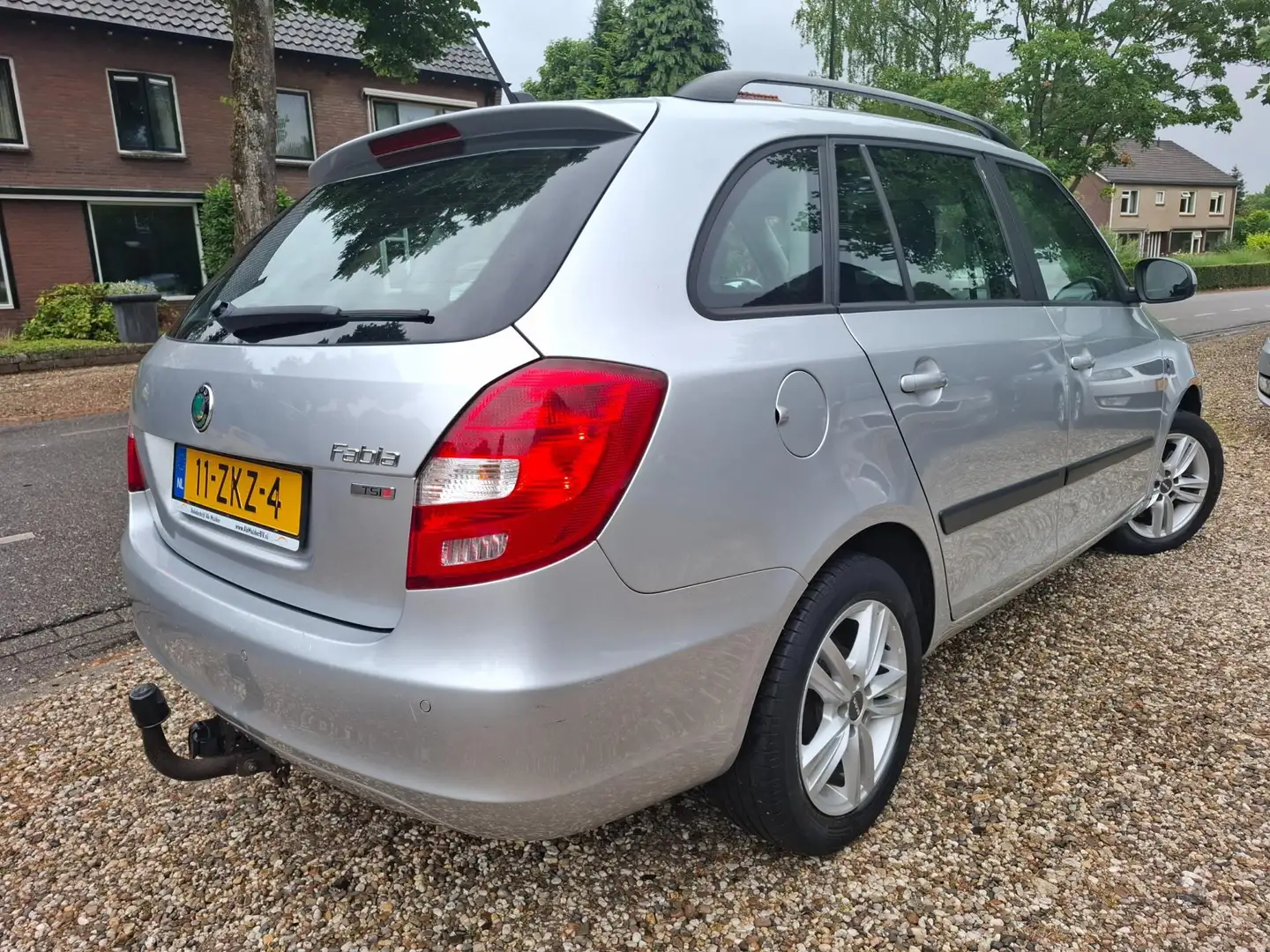 Skoda Fabia Combi 1.2 TSI DSG automaat climat cruise dealer oh Grigio - 2