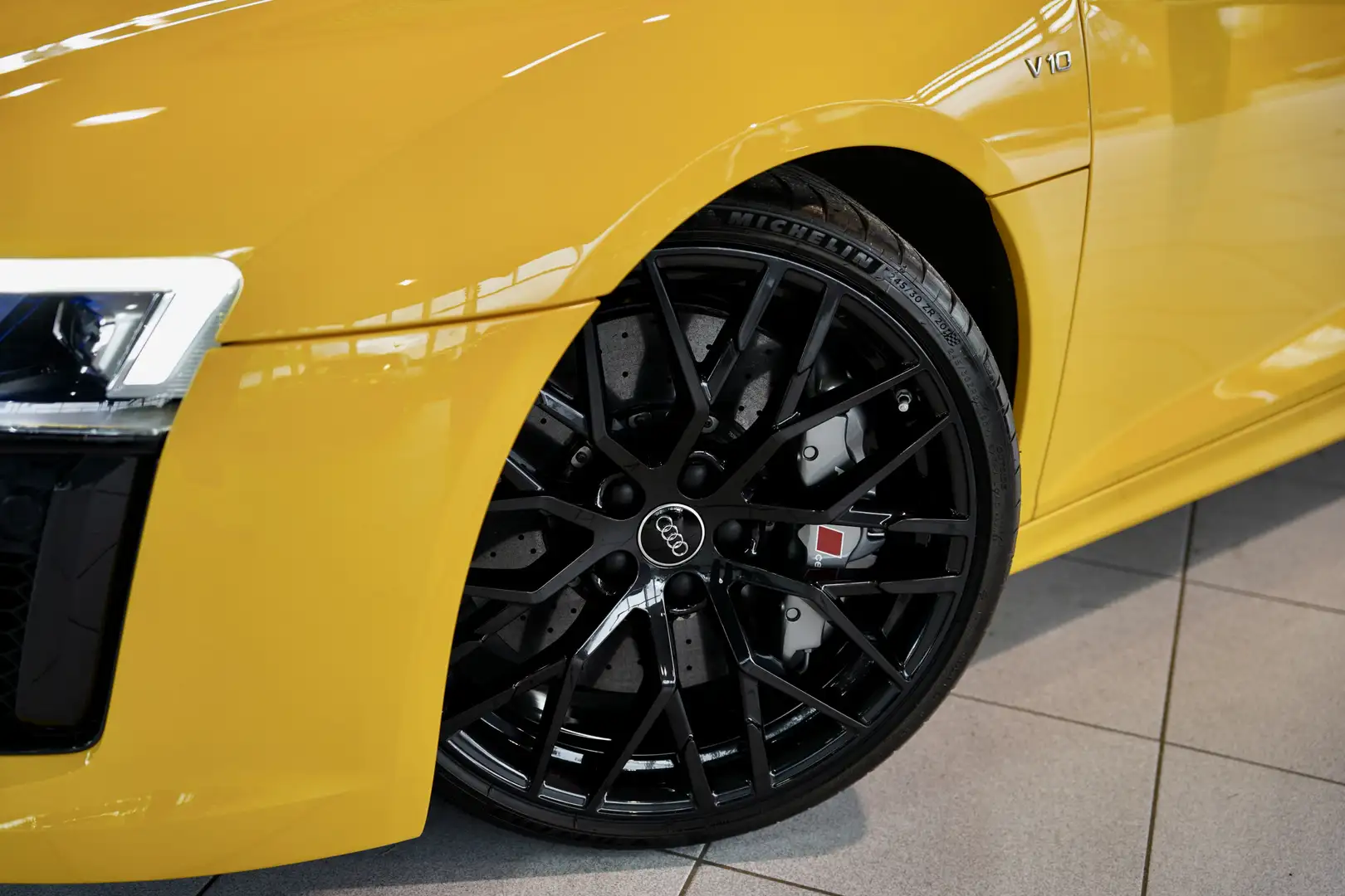 Audi R8 V10+ *1.H *20 *Audi Exclusive *Schale *S-AGA Gelb - 2