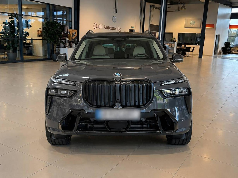 BMW X7 xDrive 40 d M Sport — photo 2