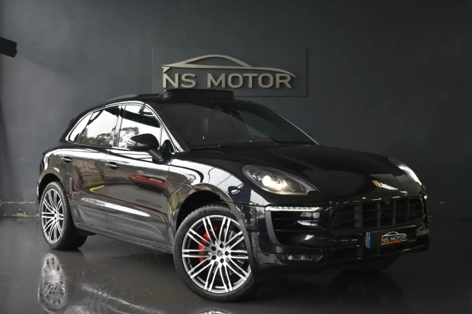 Porsche Macan Turbo Aut. Negro - 2