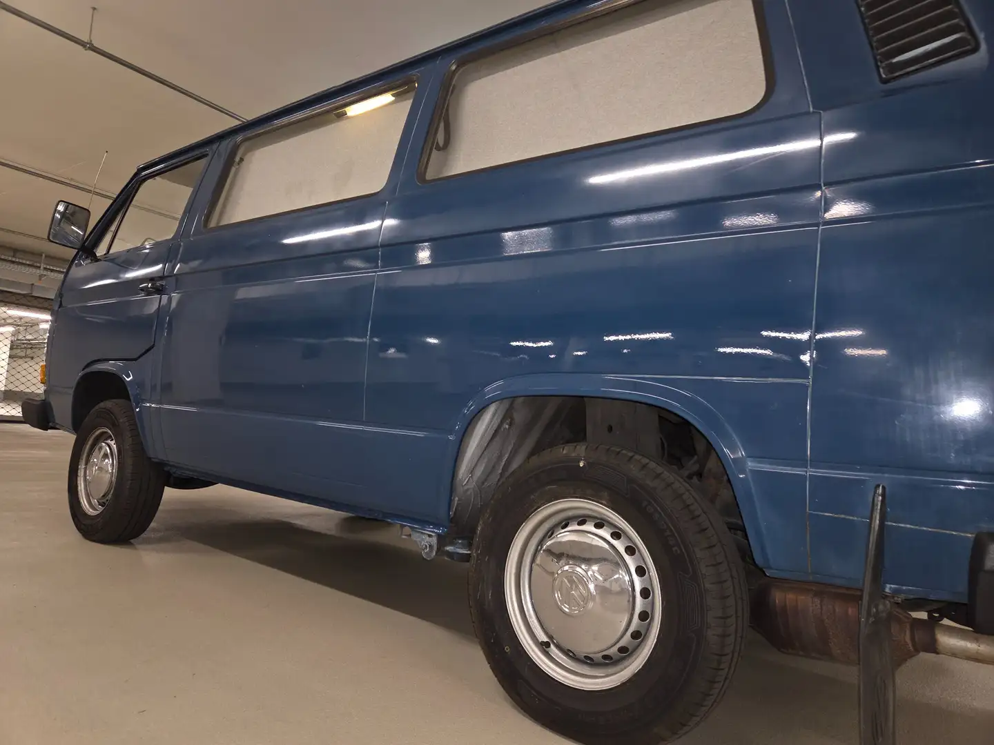 Volkswagen T3 Multivan Sammlerzustand rostfrei Erstlack Azul - 2