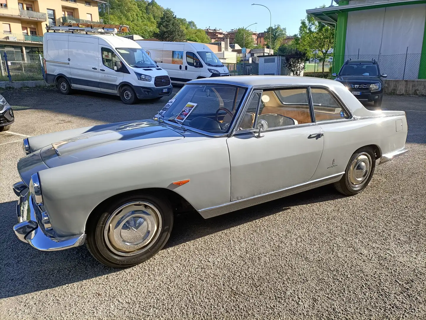 Lancia Flaminia Coupè Pinin Farina 1962 Grau - 2