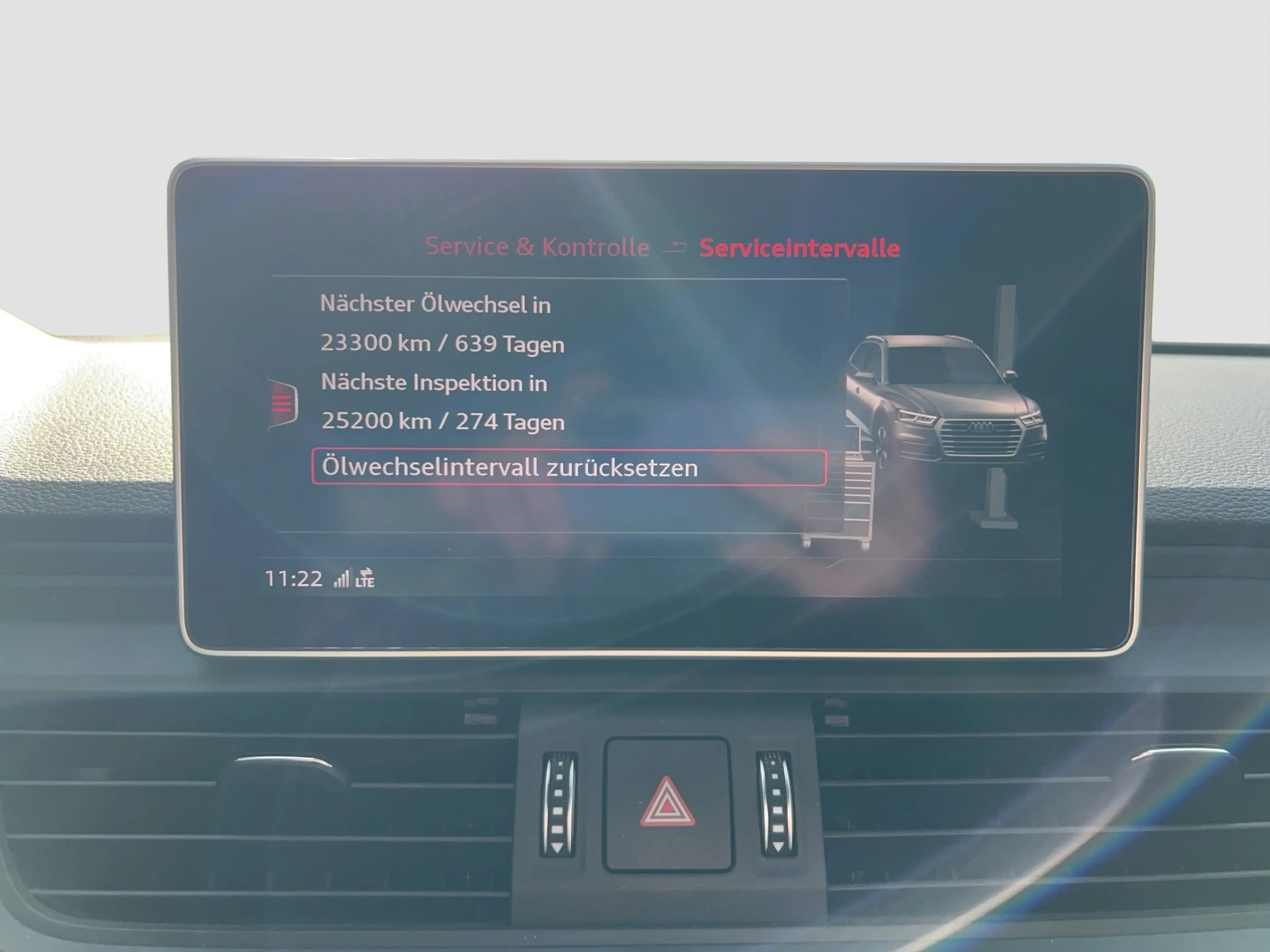 Audi SQ5 3.0 TDI quattro PANO HUD AHK LUFT MATRIX B&O LM22 — photo 18