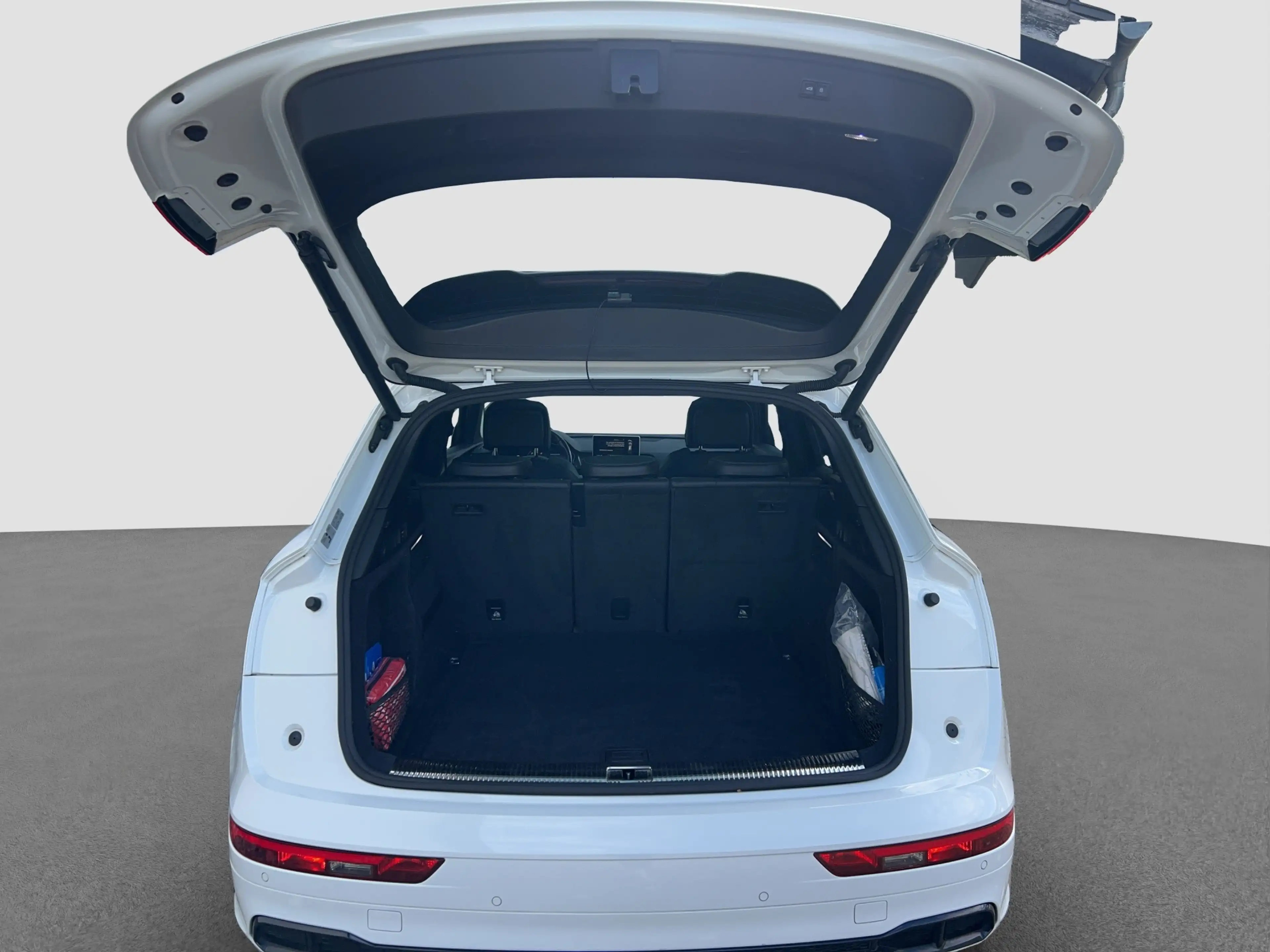 Audi SQ5 3.0 TDI quattro PANO HUD AHK LUFT MATRIX B&O LM22 — photo 24