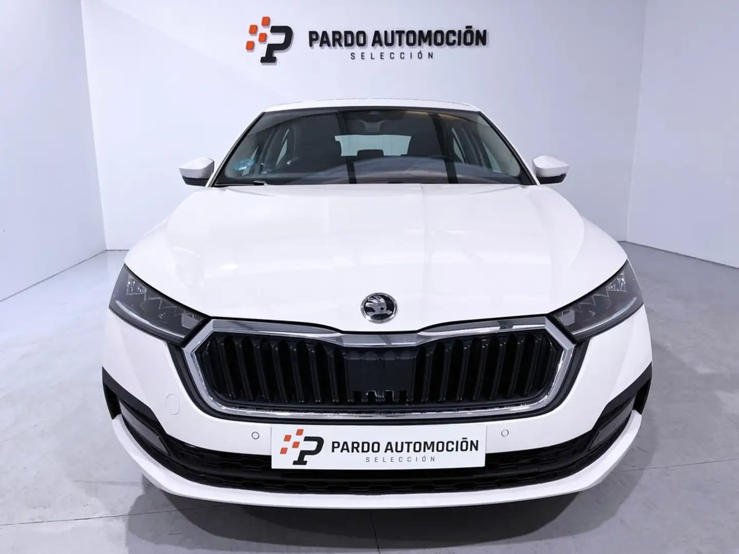 Skoda Octavia 2.0TDI Ambition 110kW Blanco - 2