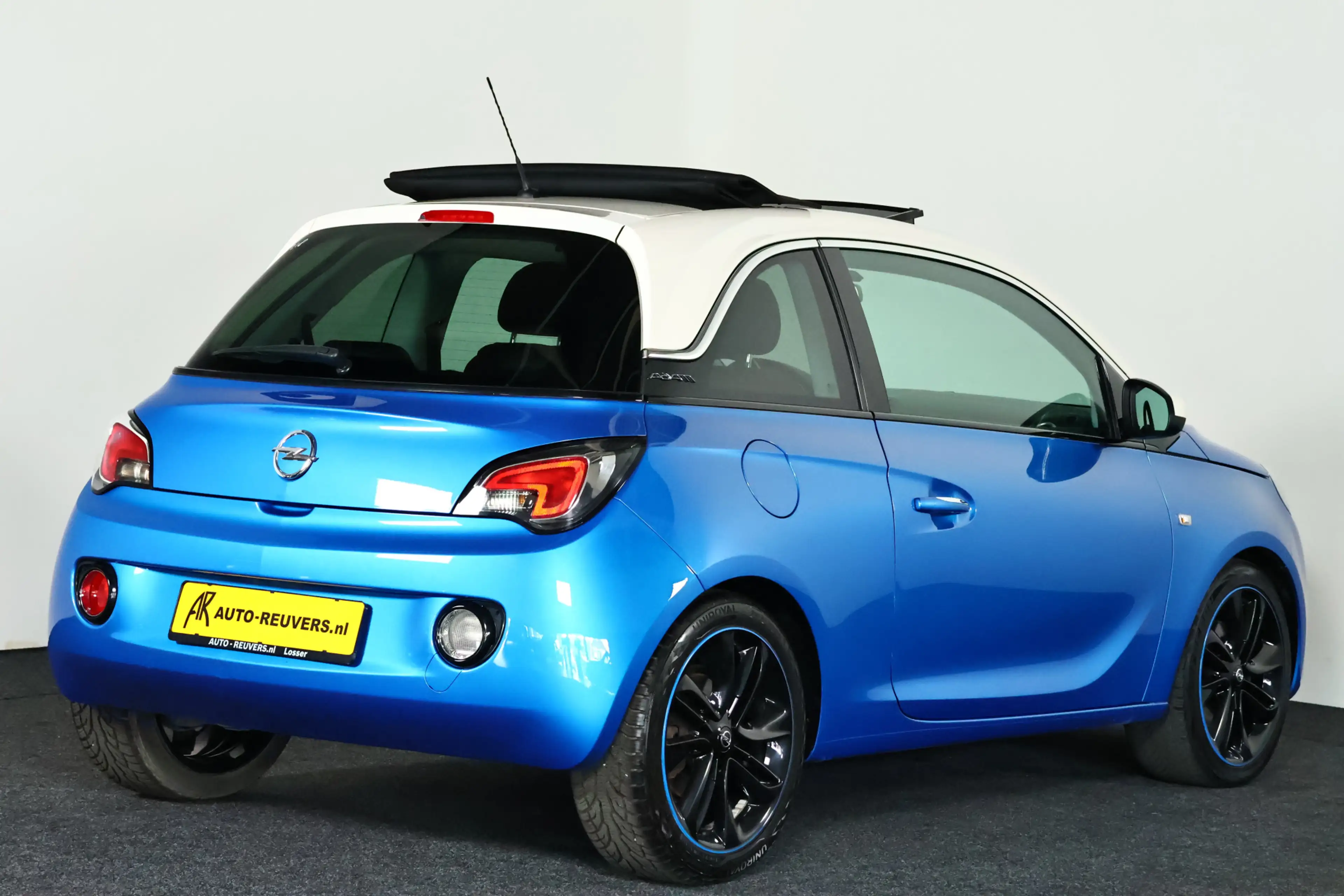 Opel Adam Open Air 1.0 Turbo Opendak / Cruisecontrol / CarPl — photo 2