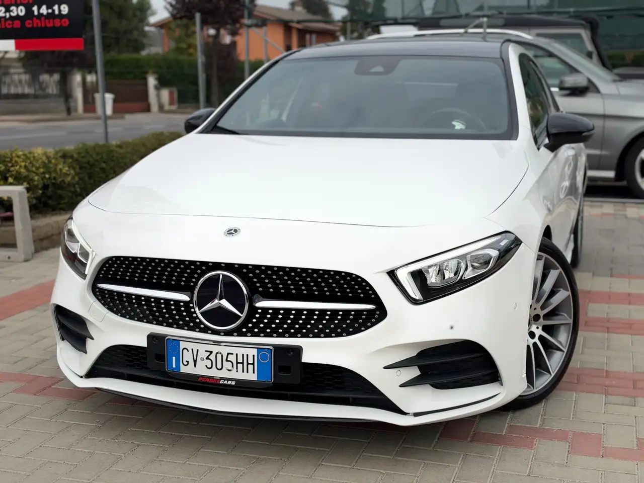 Mercedes-Benz A 220
