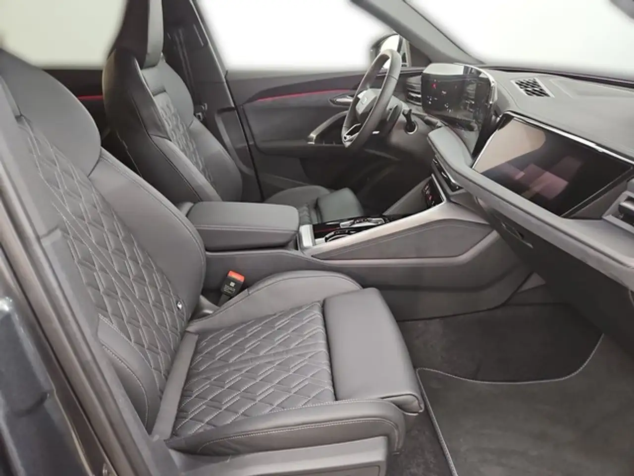 Audi SQ5 AHK Sitzbelüftung TechPro Memory Interieur S 15