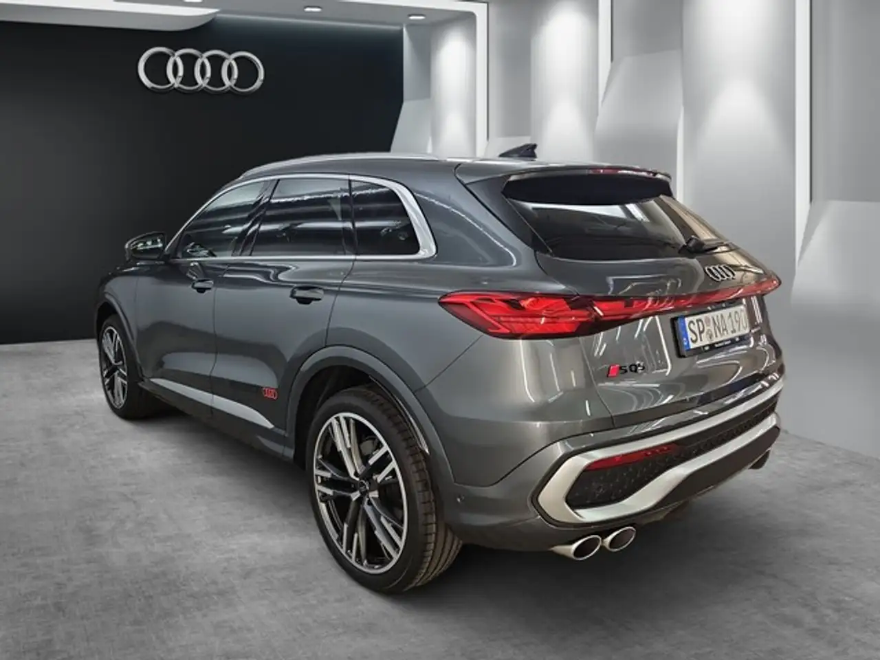 Audi SQ5 AHK Sitzbelüftung TechPro Memory Interieur S 10