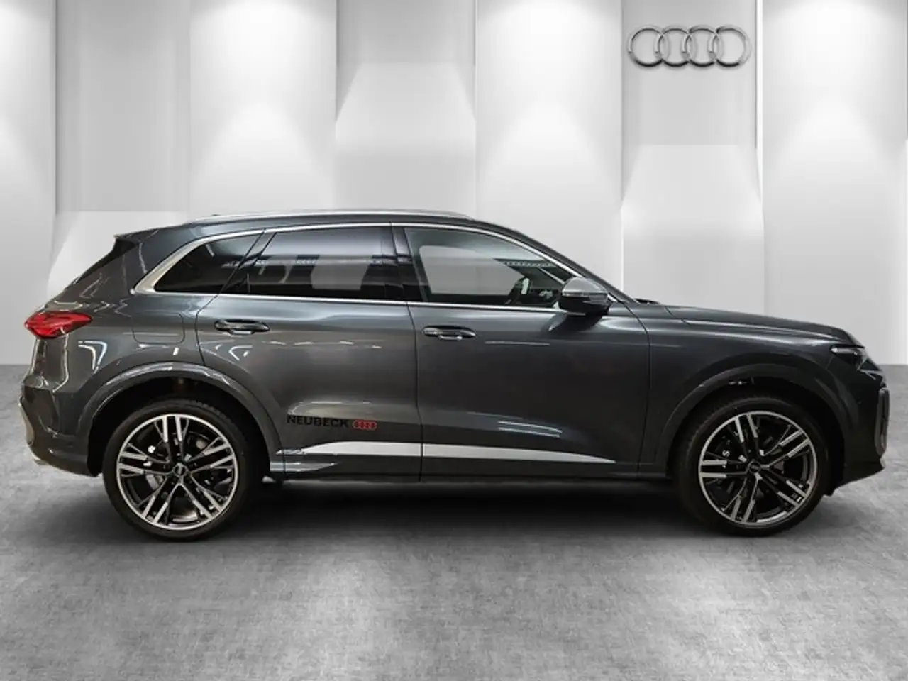 Audi SQ5 AHK Sitzbelüftung TechPro Memory Interieur S 13